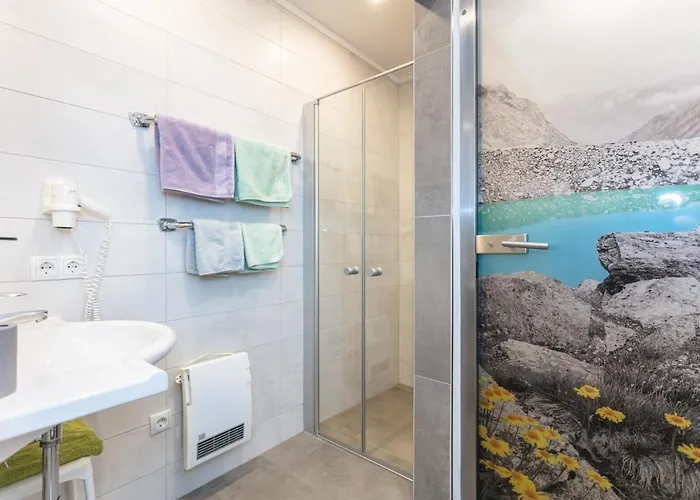 Auernigg كابرون